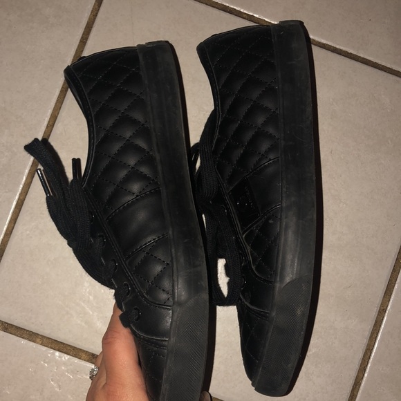 SNEAKERS - Picture 3 of 16